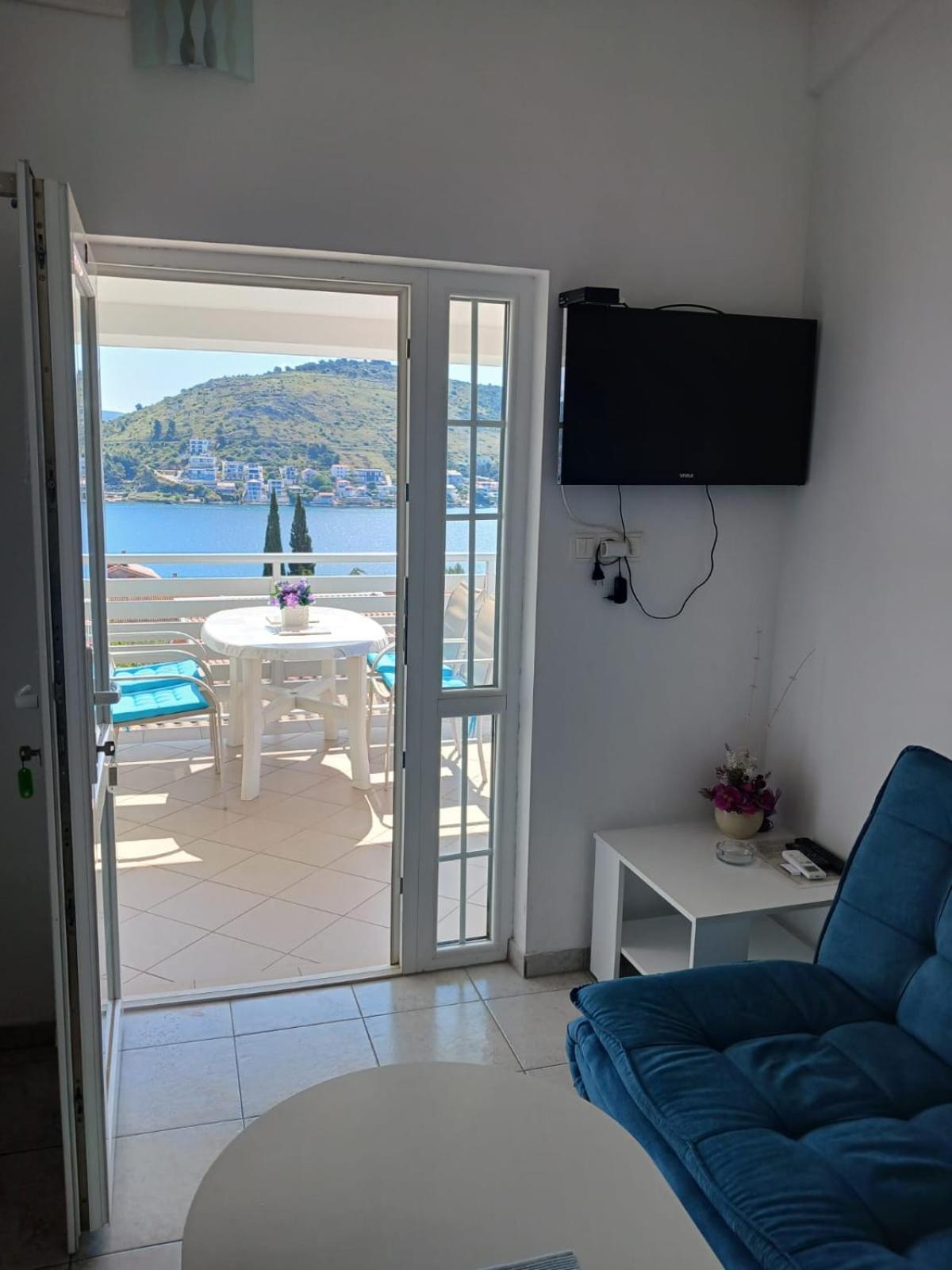 Apartament Anita *